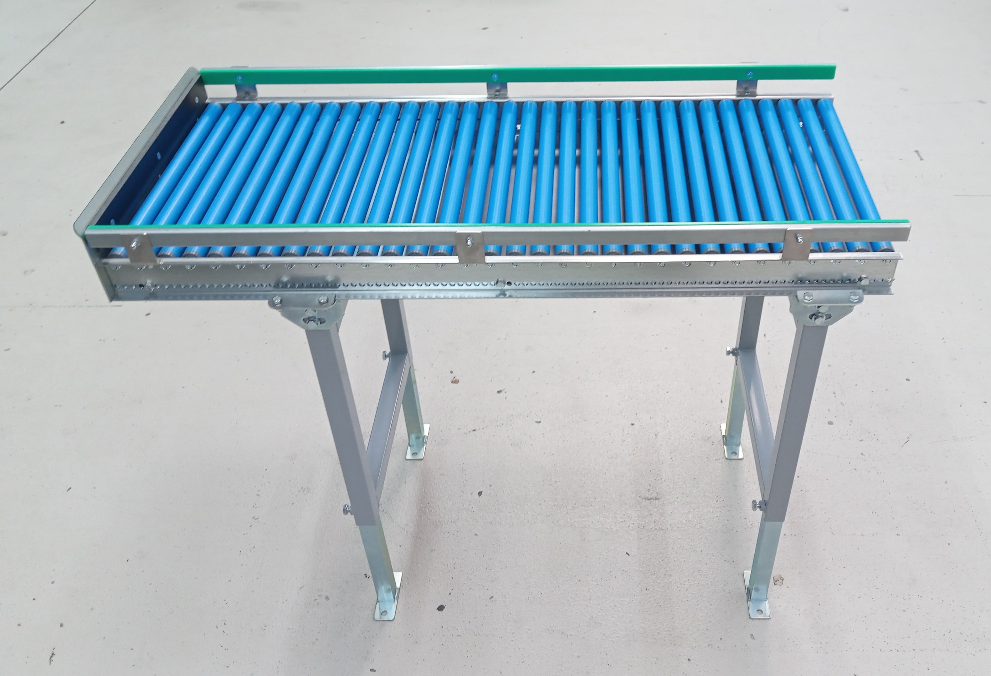 Schwerkraftrollenbahn